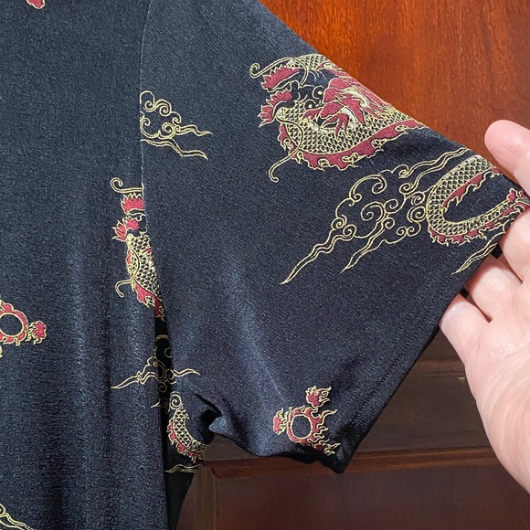 ES-SE Plus USA Vintage Black Red and Gold Dragon Print size 3X Tee - Picture 4 of 11
